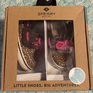Leopard print Sperry